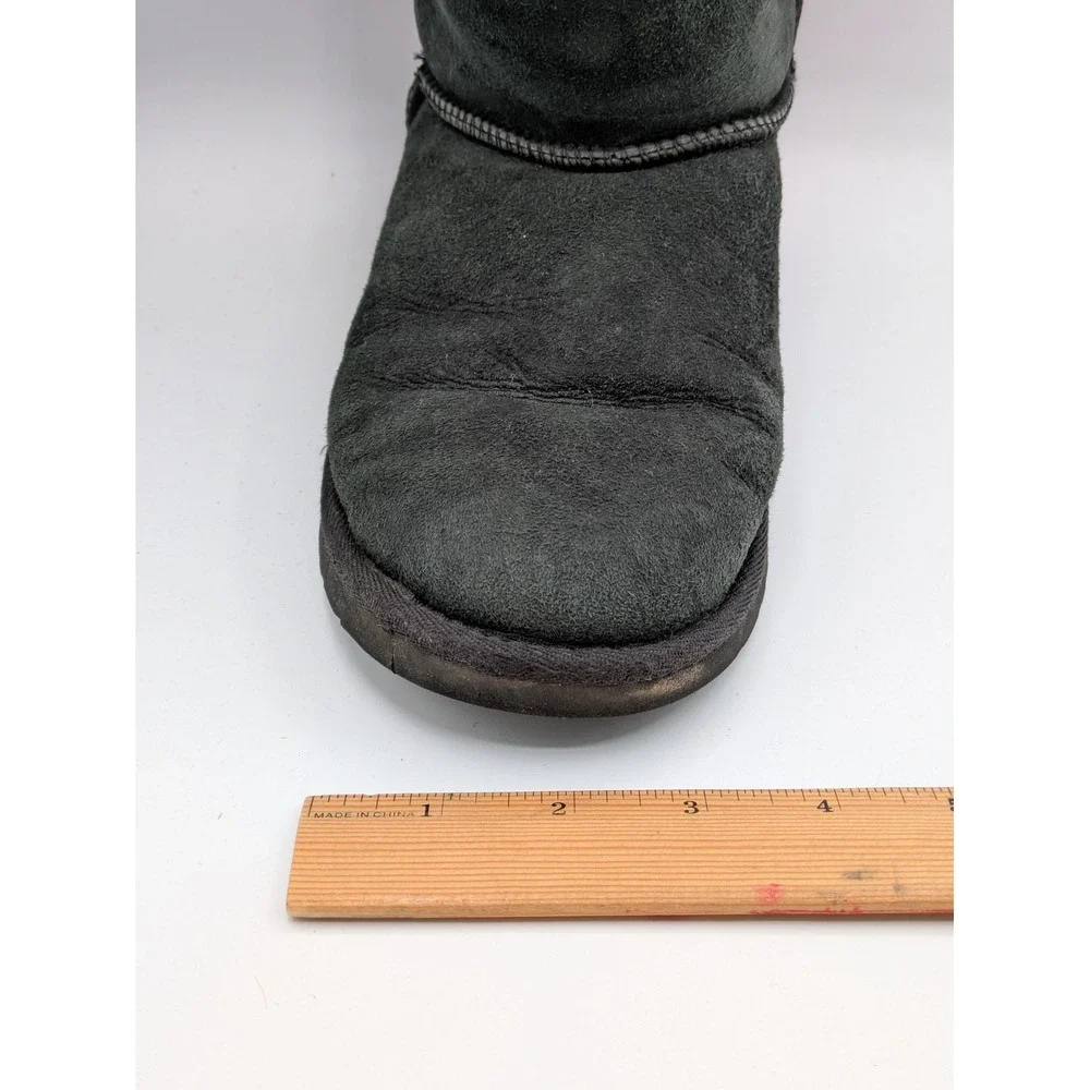 UGG Australia Bailey Bow Boots Womens 6 Gray Sheepskin Suede Winter